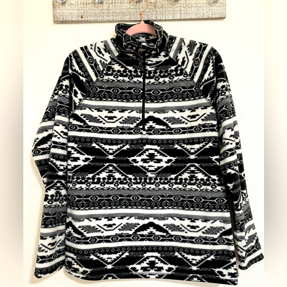 Eddie Bauer Women's Ultra Soft Fleece 1/4 Zip Long Sleeve Pullover Medium